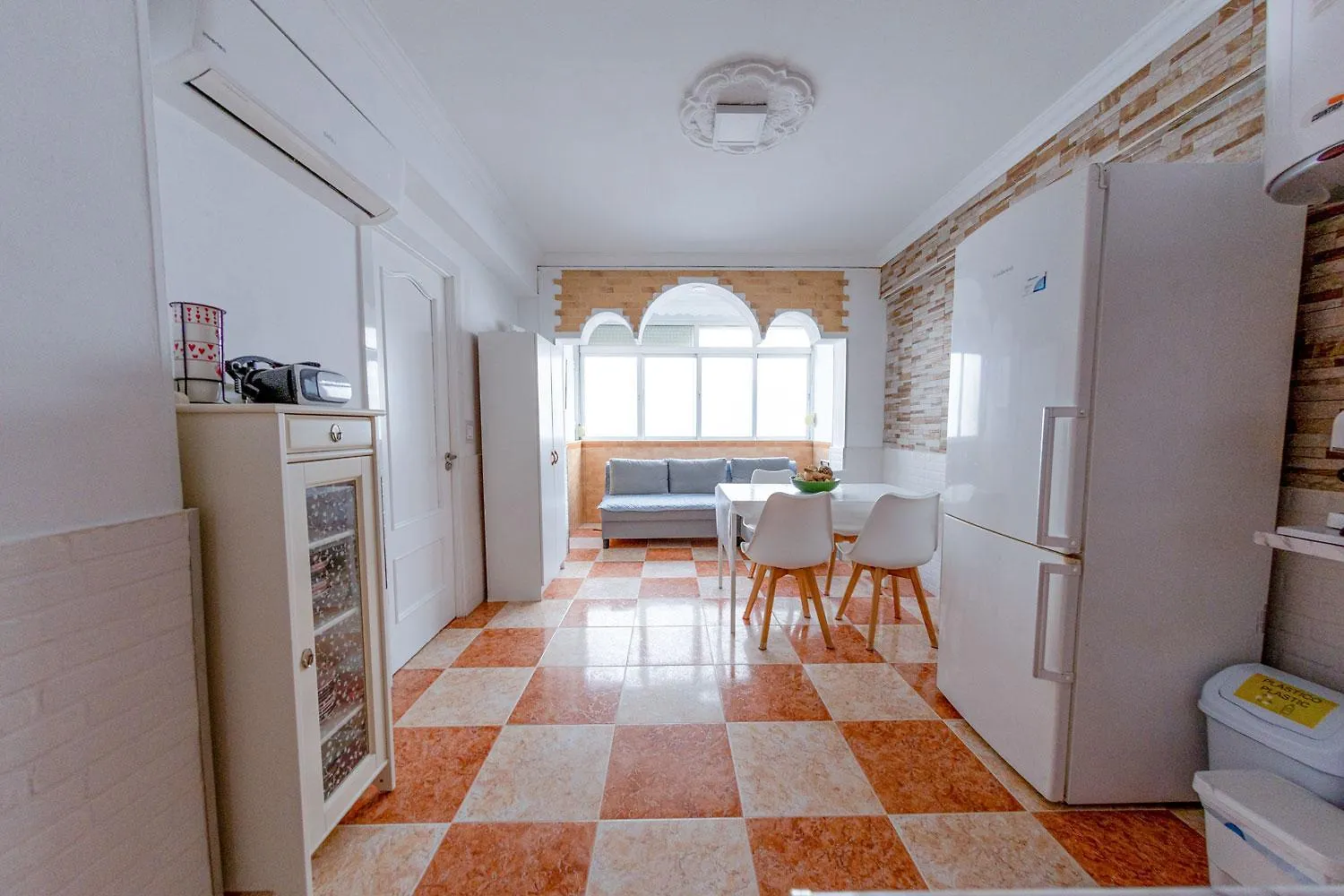 טורמולינוס Habitacion Cama Matrimonio Piso Compartido
